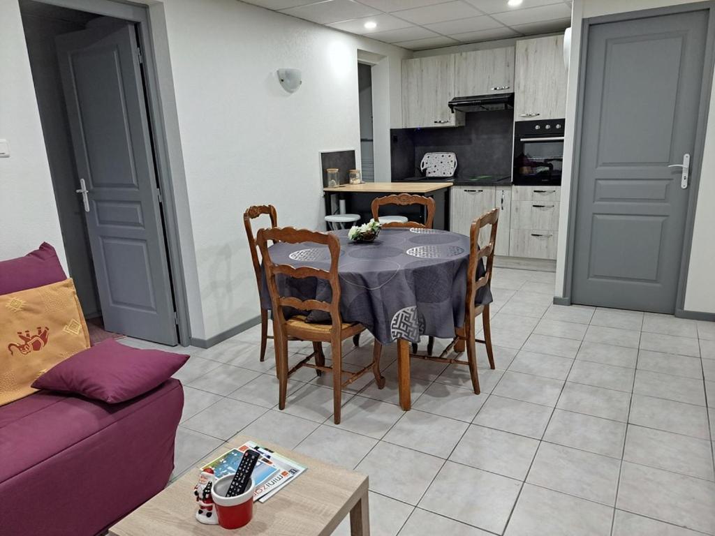 Chez Patrick Et Dominique Apartment Saint-Pierre-en-Faucigny Luaran gambar